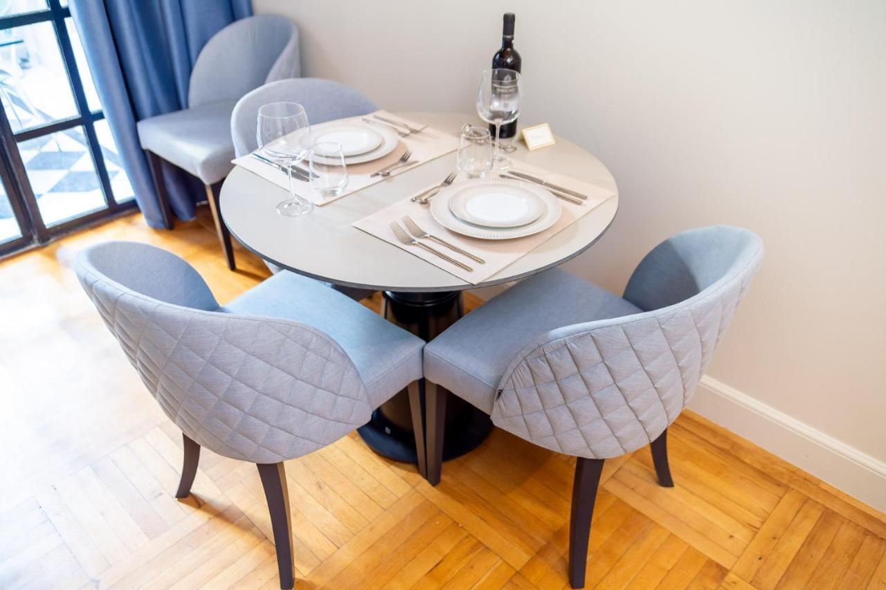 33Solonossuites Athene Buitenkant foto